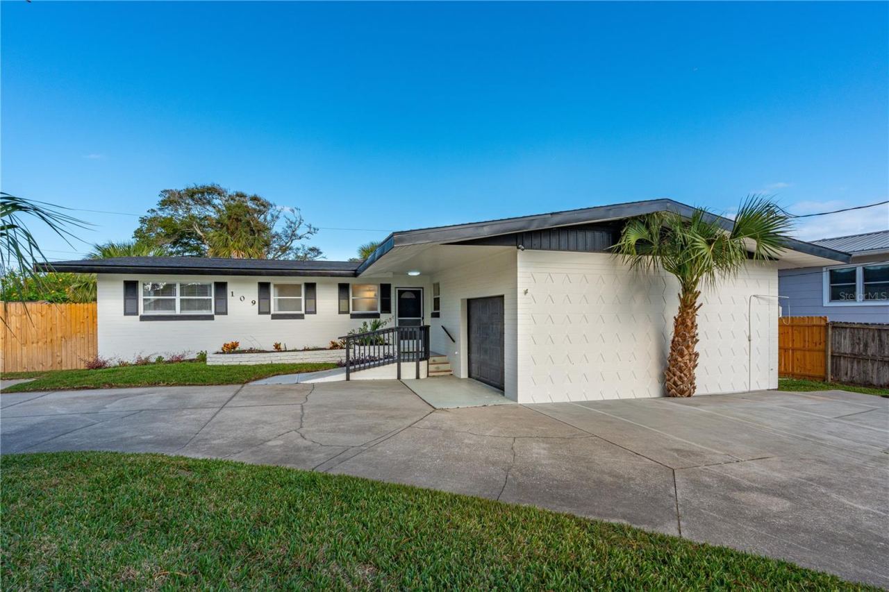 Photo 2 of 109 Standish Dr, Ormond Beach, FL 32176