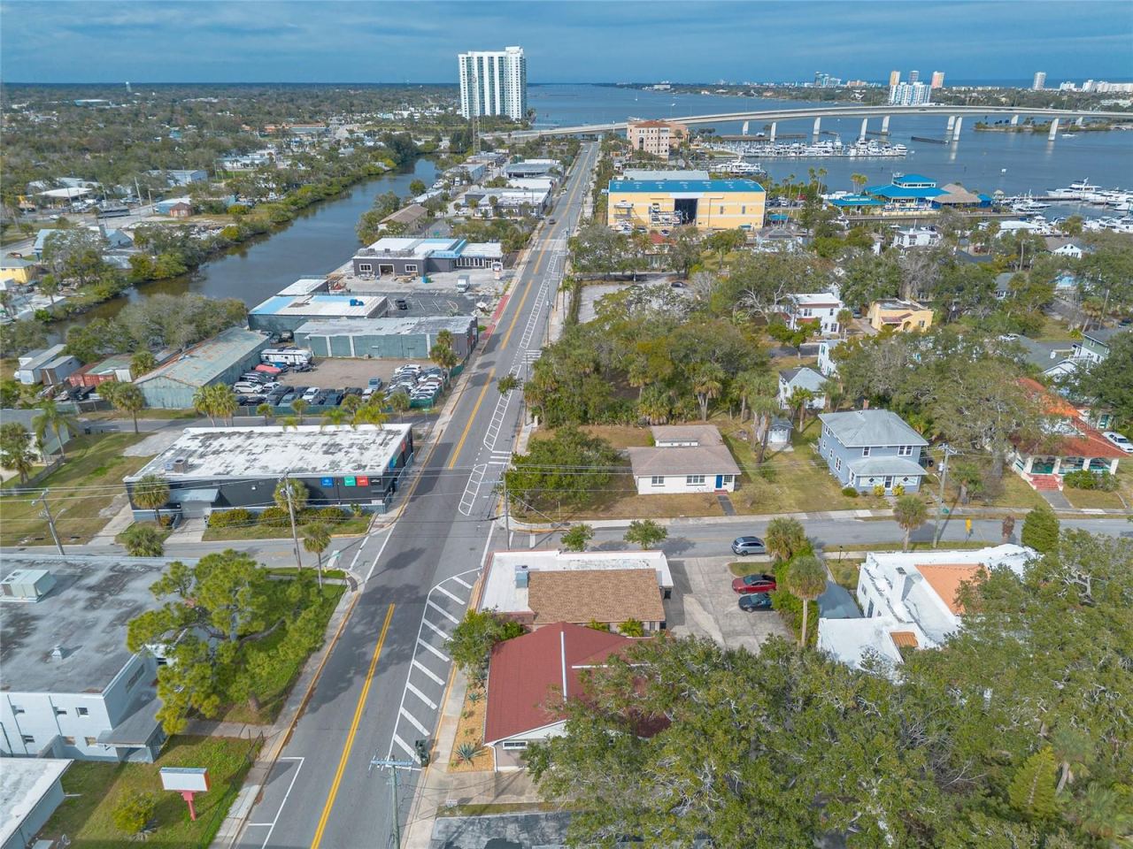 Photo 5 of 555 Ballough Rd, Daytona Beach, FL 32114