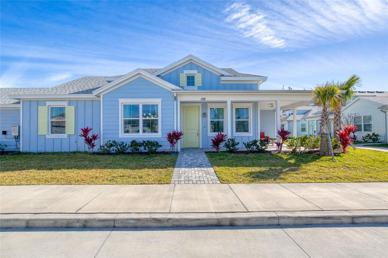 198 Gypsy Palace Ln, Daytona Beach