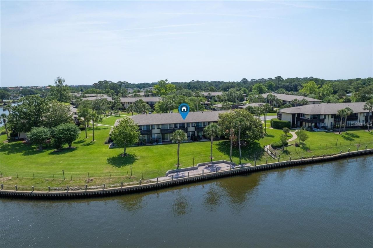 44 Club House Dr #105, Palm Coast