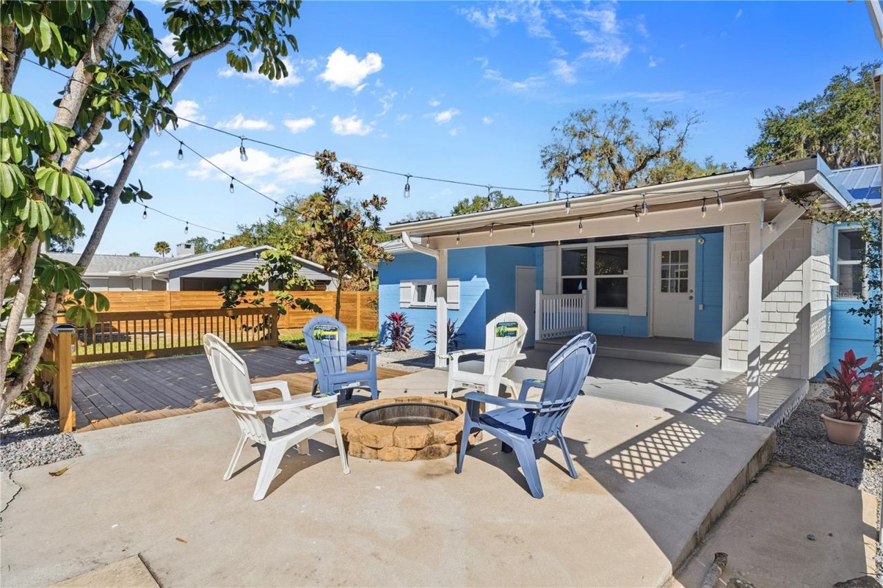 Photo 3 of 1000 Faulkner St, New Smyrna Beach, FL 32168