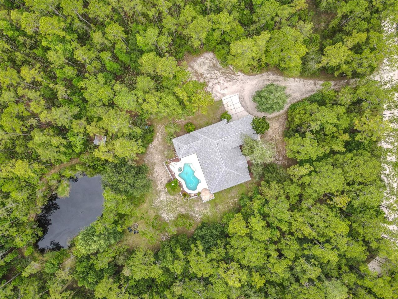 Photo 3 of 3441 Hickory Creek Rd, Deltona, FL 32738