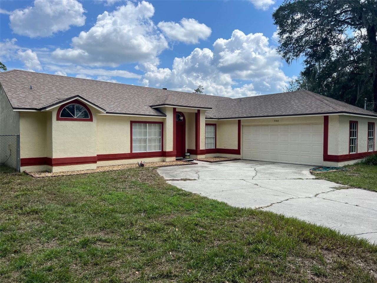 Photo 2 of 330 Bonnie Ln, Orange City, FL 32763