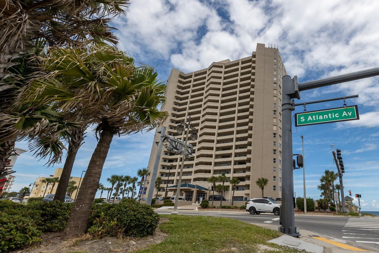Photo 2 of 3425 S Atlantic Ave #1102, Daytona Beach, FL 32118