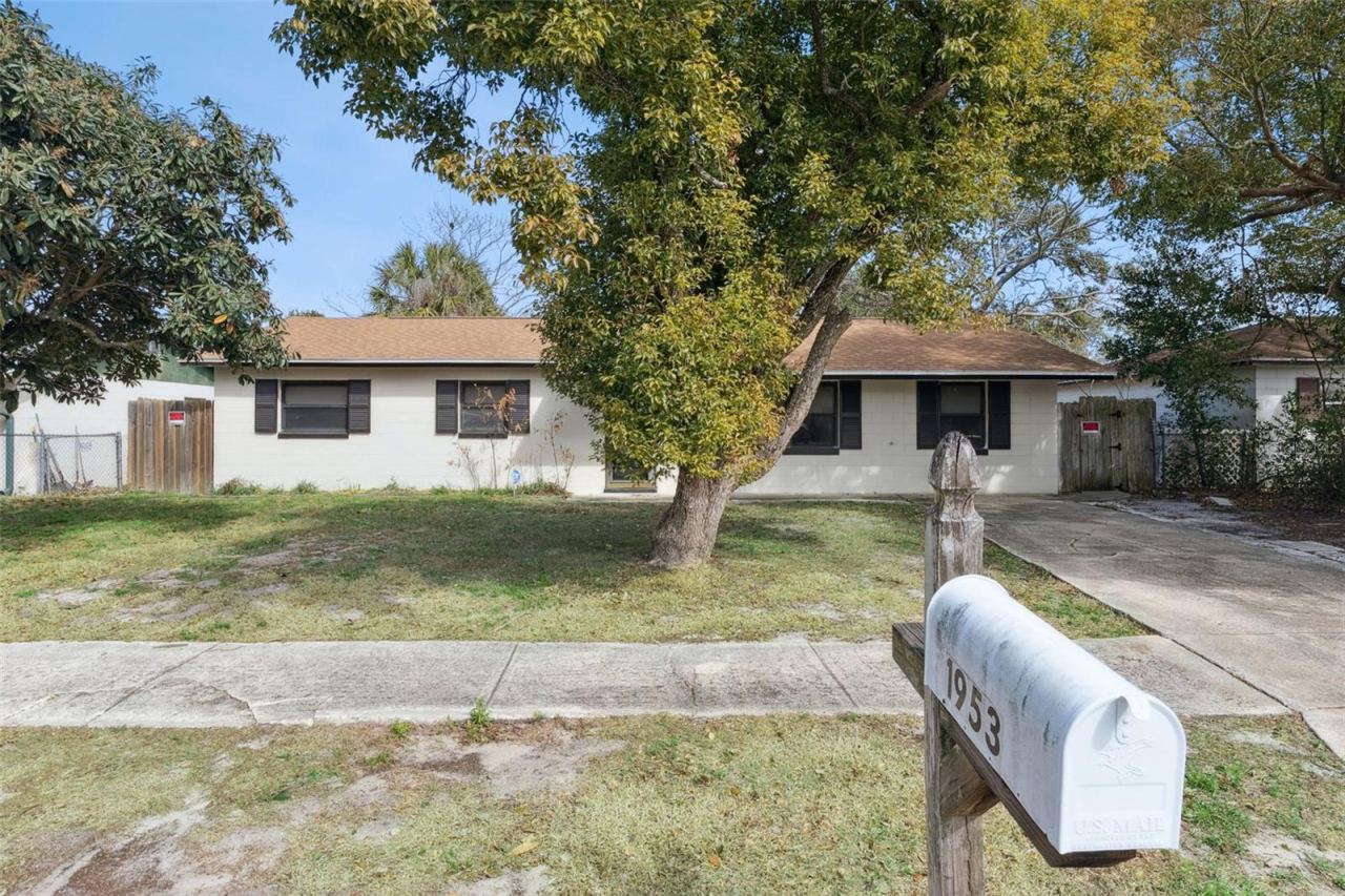 Photo 3 of 1953 Linda Ave, Ormond Beach, FL 32174