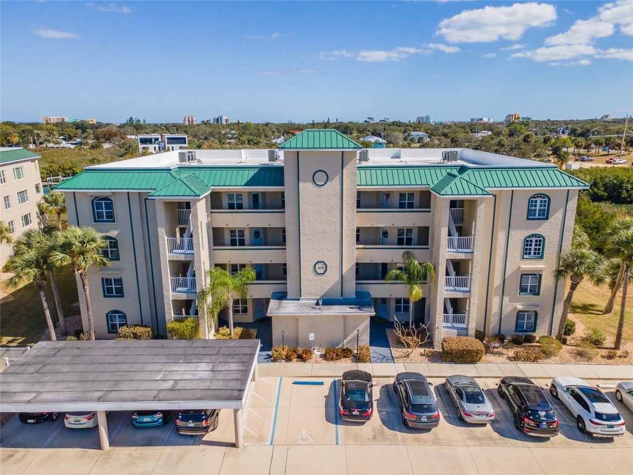 426 Bouchelle Dr #301, New Smyrna Beach