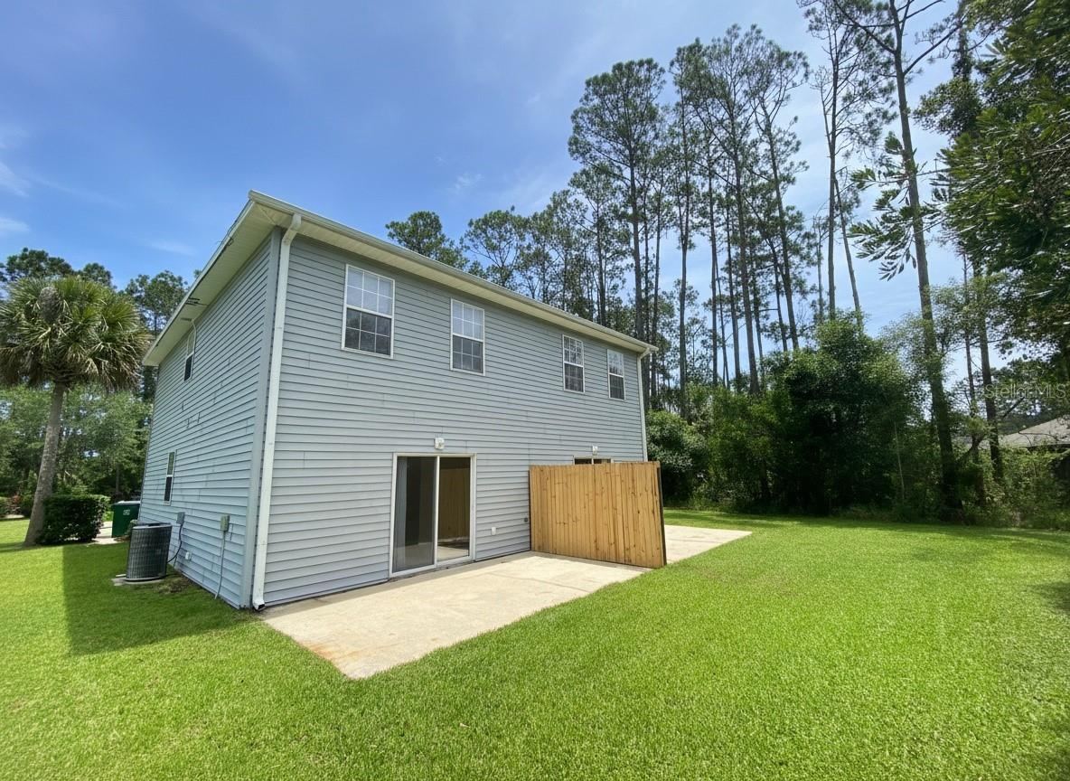Photo 3 of 23 Regent Ln #a&b, Palm Coast, FL 32164