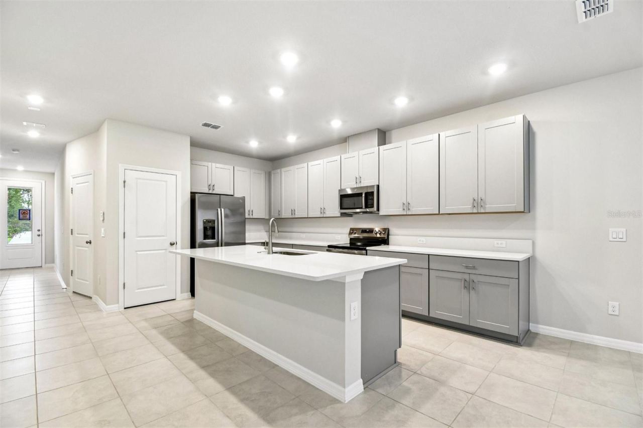 Photo 4 of 1121 Wild Crest Ln, Daytona Beach, FL 32117