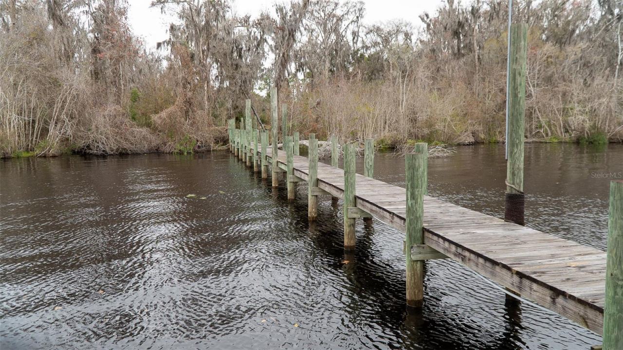 455 W River Rd, Palatka
