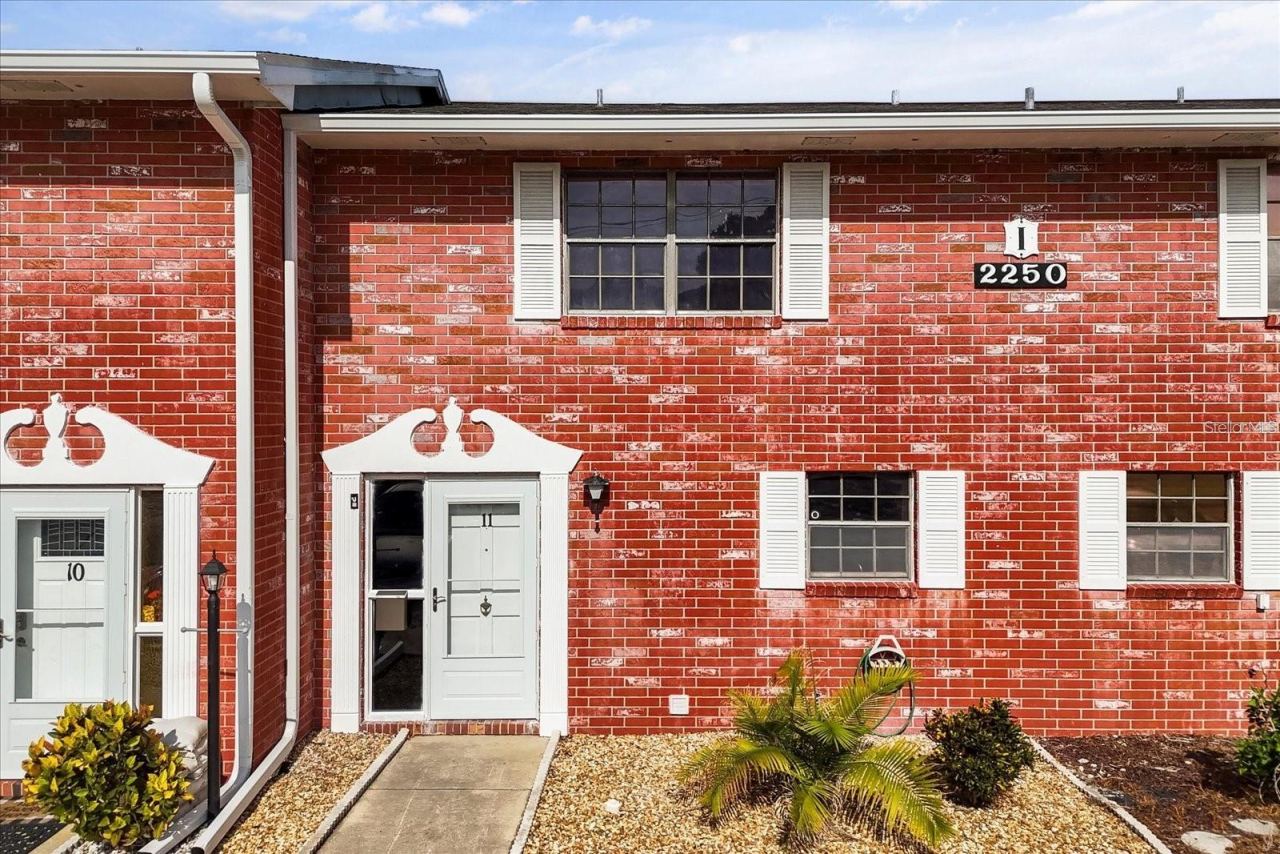 2250 S Palmetto Ave #i-11, Daytona Beach