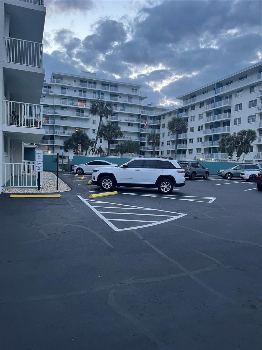 2727 N Atlantic Ave #414, Daytona Beach