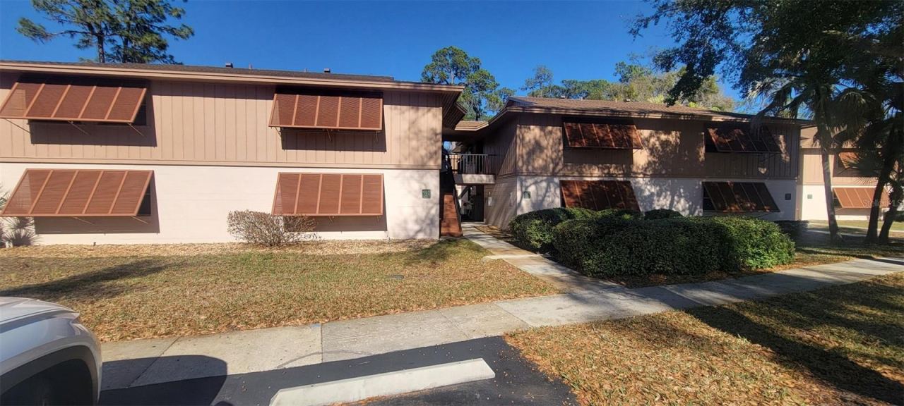 180 Magnolia Woods Ct #19a, Deltona