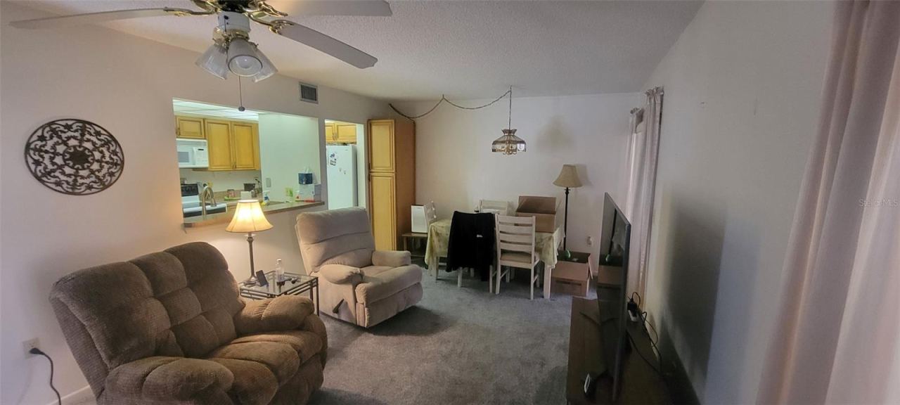 Photo 3 of 180 Magnolia Woods Ct #19a, Deltona, FL 32725