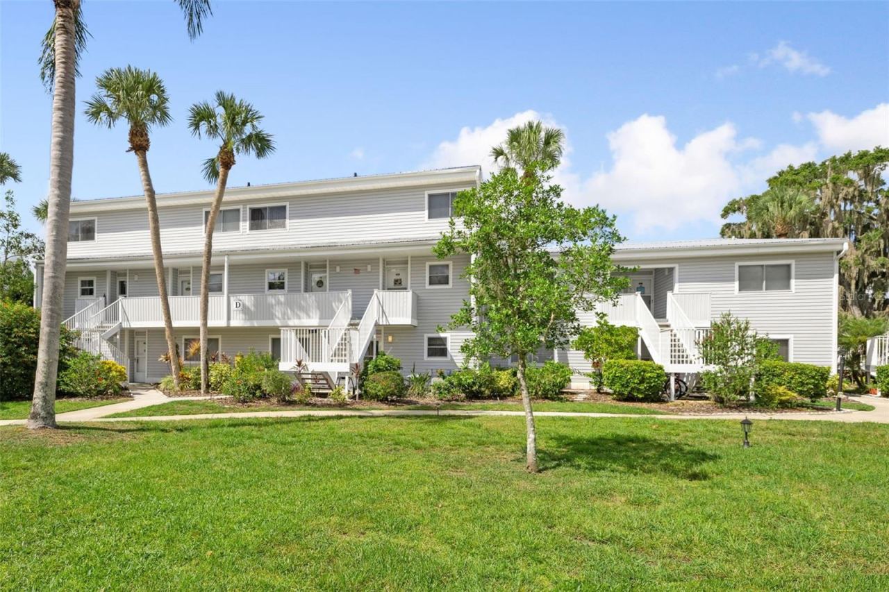 Photo 2 of 125 River Bend Pl #d, Welaka, FL 32193