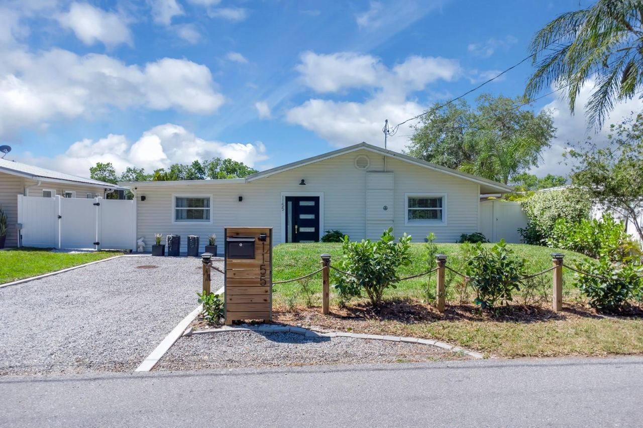 1155 Lemon Bluff Rd, Osteen
