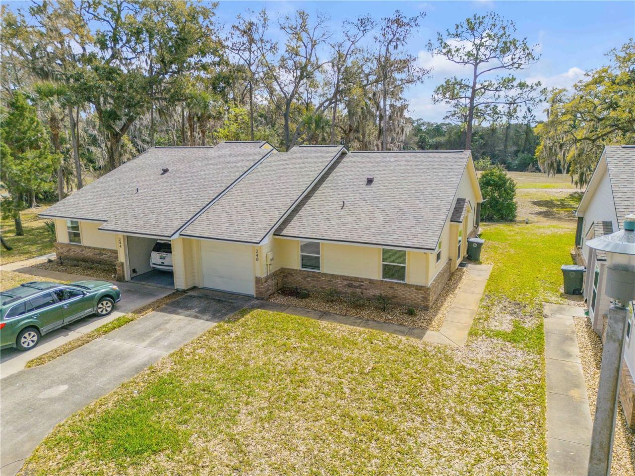 Photo 2 of 240 Bob White Ct #240, Daytona Beach, FL 32119