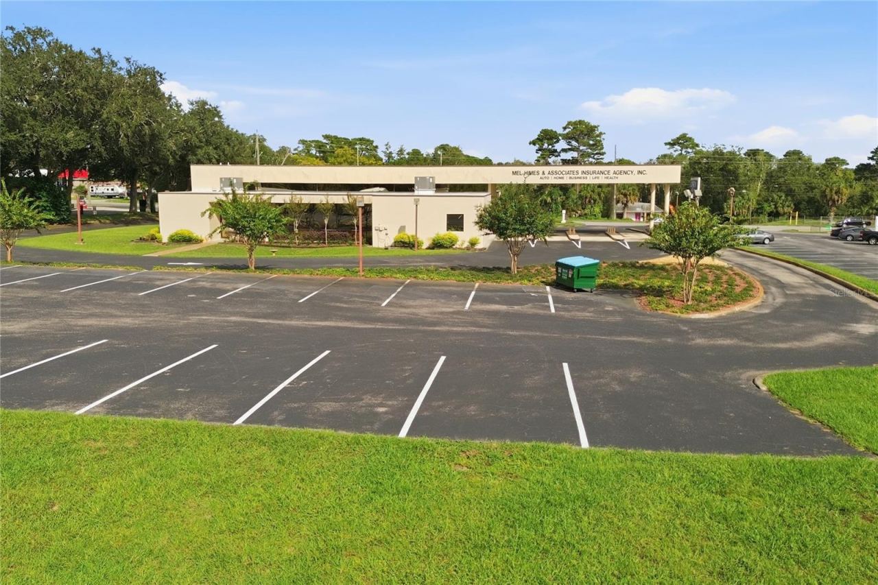 Photo 2 of 892 Deltona Blvd, Deltona, FL 32725