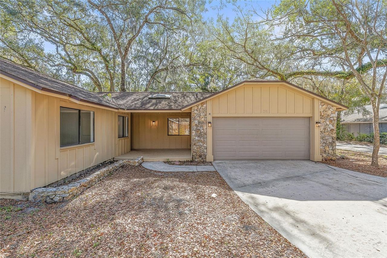 38 Snaresbrook Ct, Ormond Beach