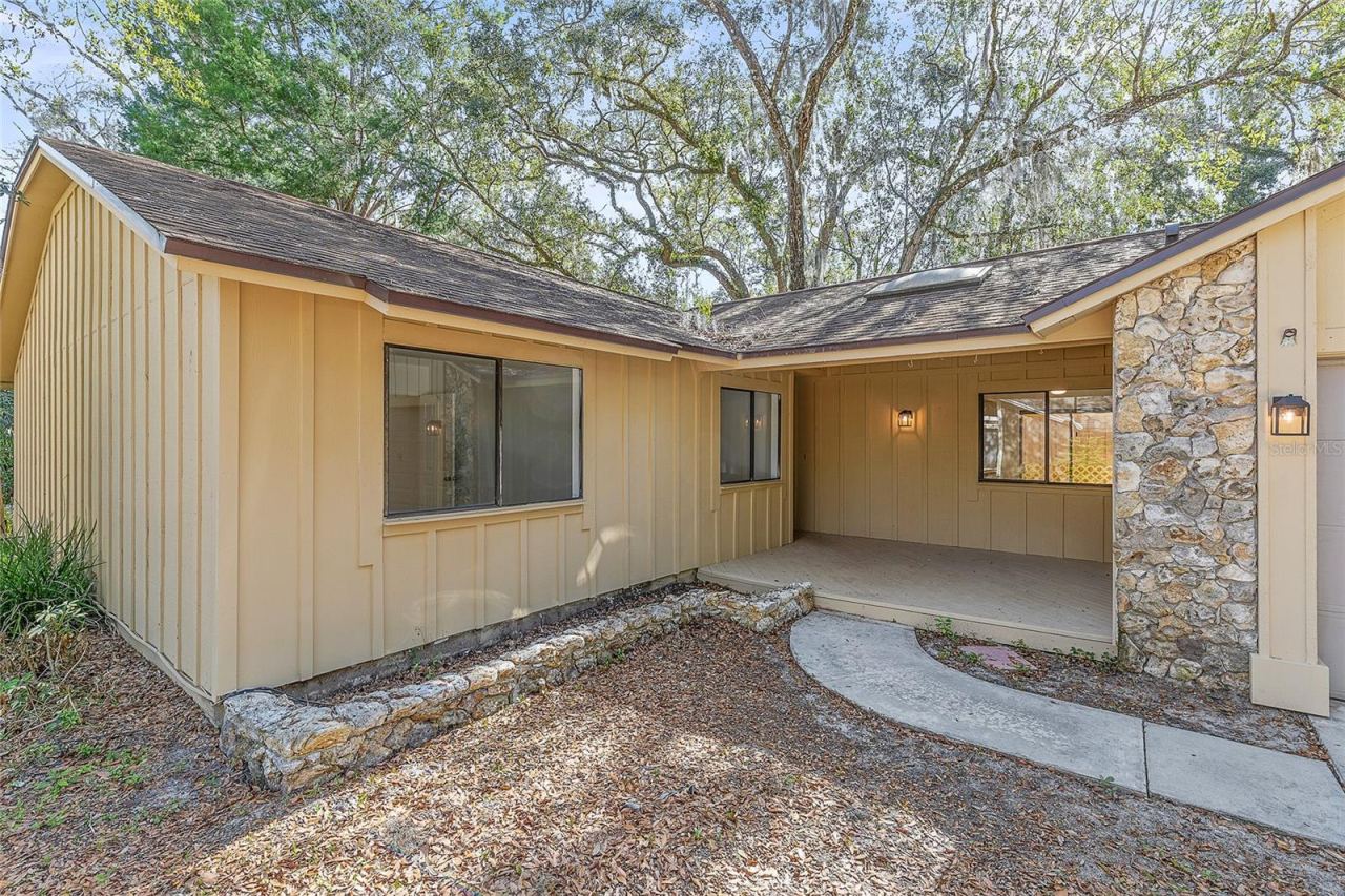Photo 4 of 38 Snaresbrook Ct, Ormond Beach, FL 32174