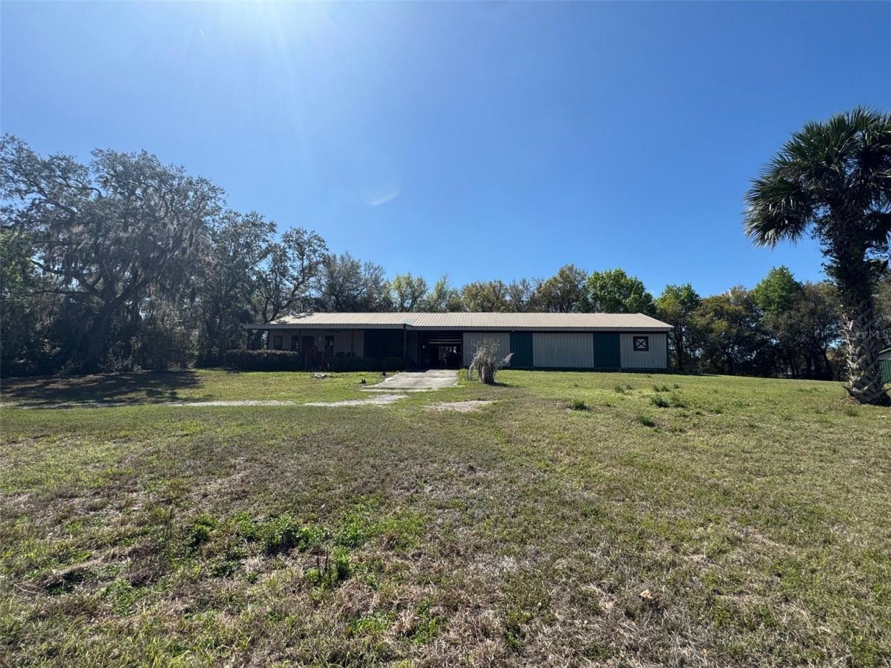 Photo 2 of 1065 S Massachusetts Ave, Deland, FL 32724