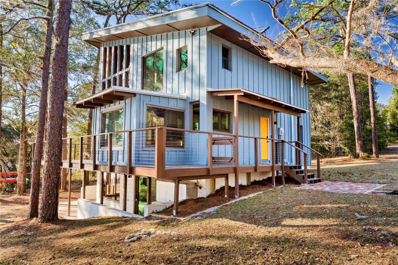 123 Mason Lake Trl, Hawthorne