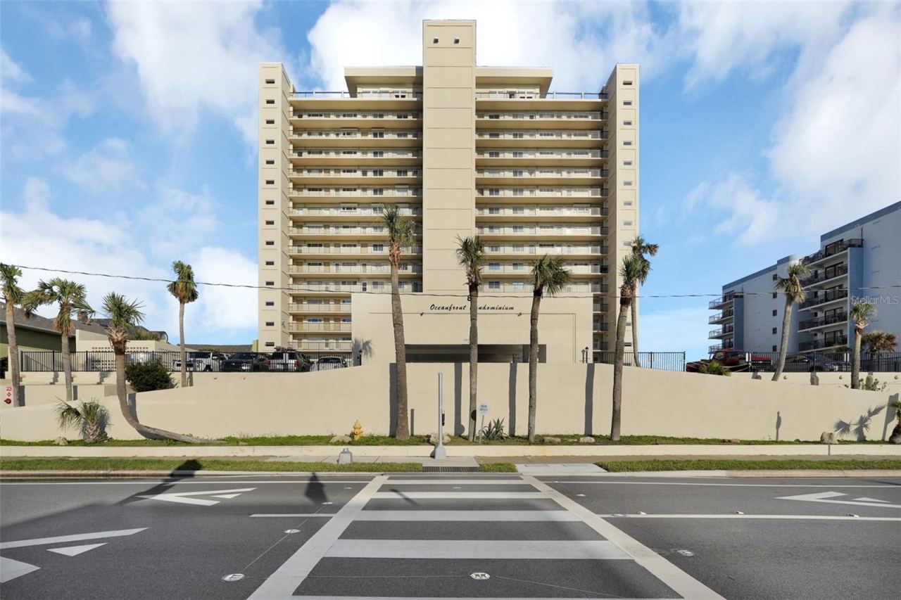 89 S Atlantic Ave #204, Ormond Beach
