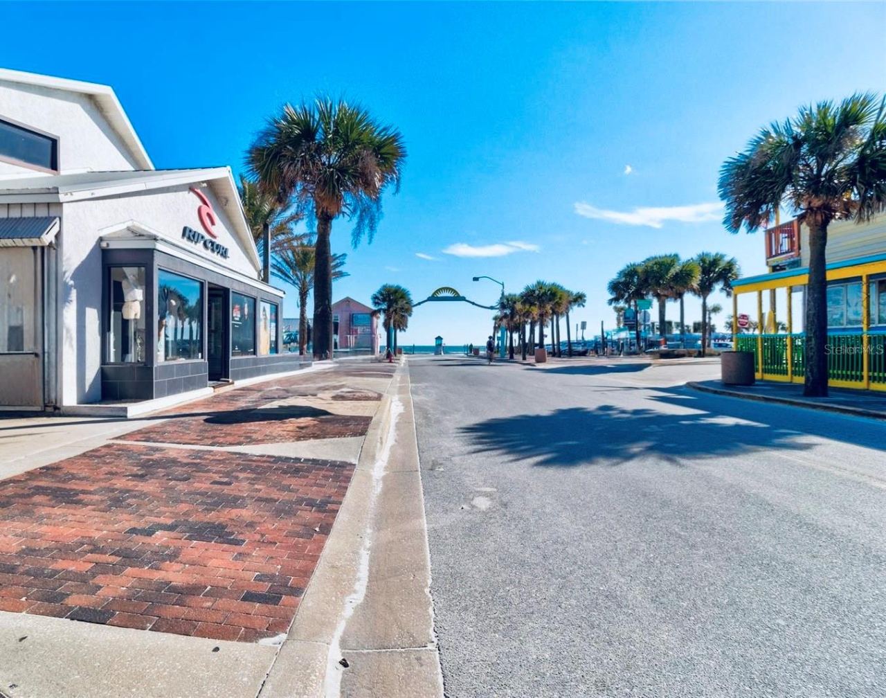 Photo 2 of 510 Flagler Ave, New Smyrna Beach, FL 32169