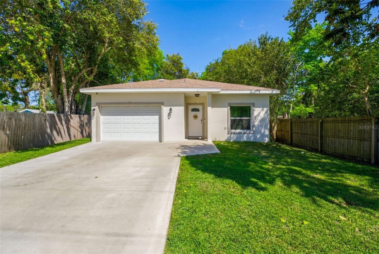 637 Holmes Ave, Daytona Beach