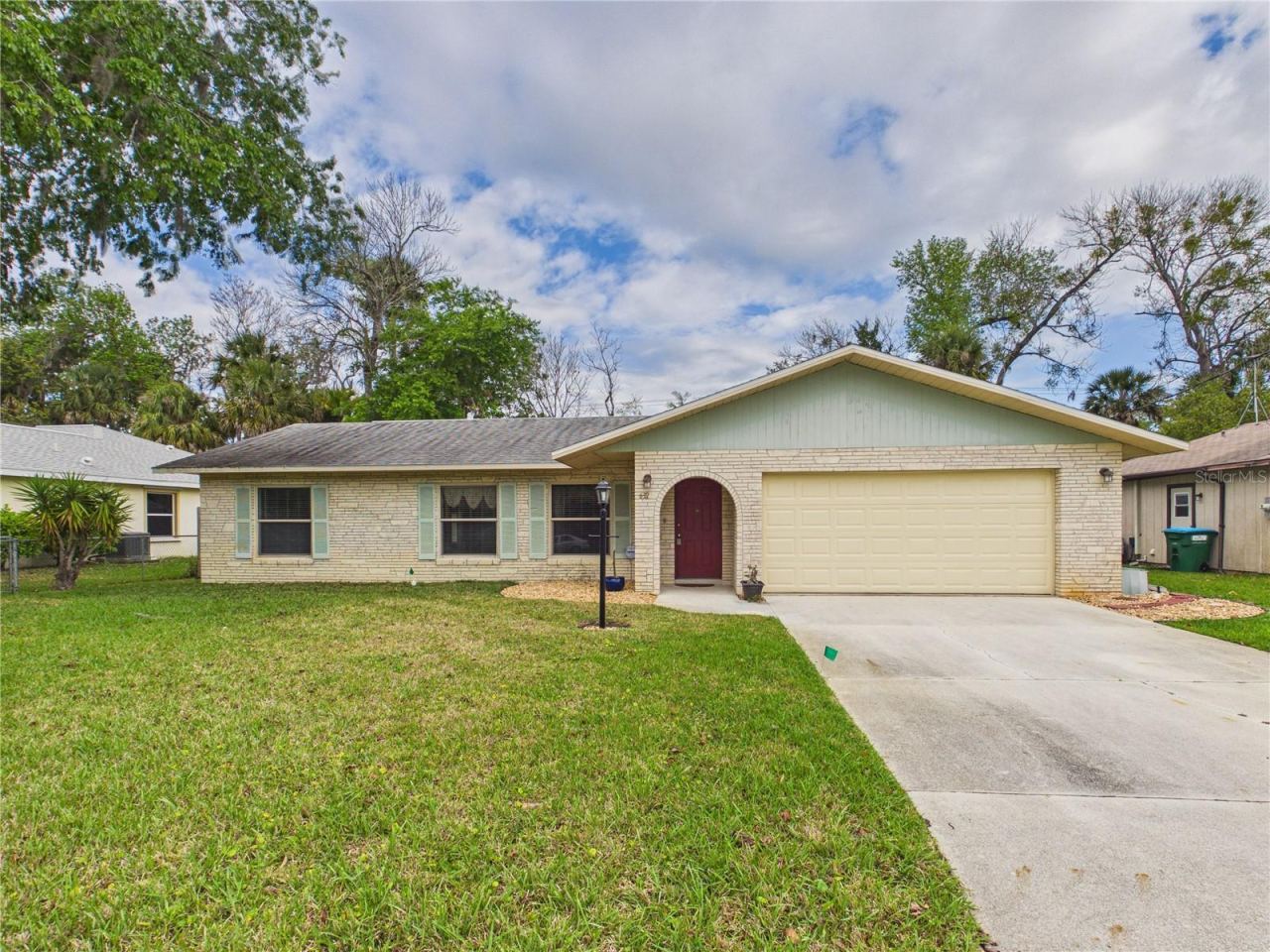 632 Cherokee Ln, Daytona Beach