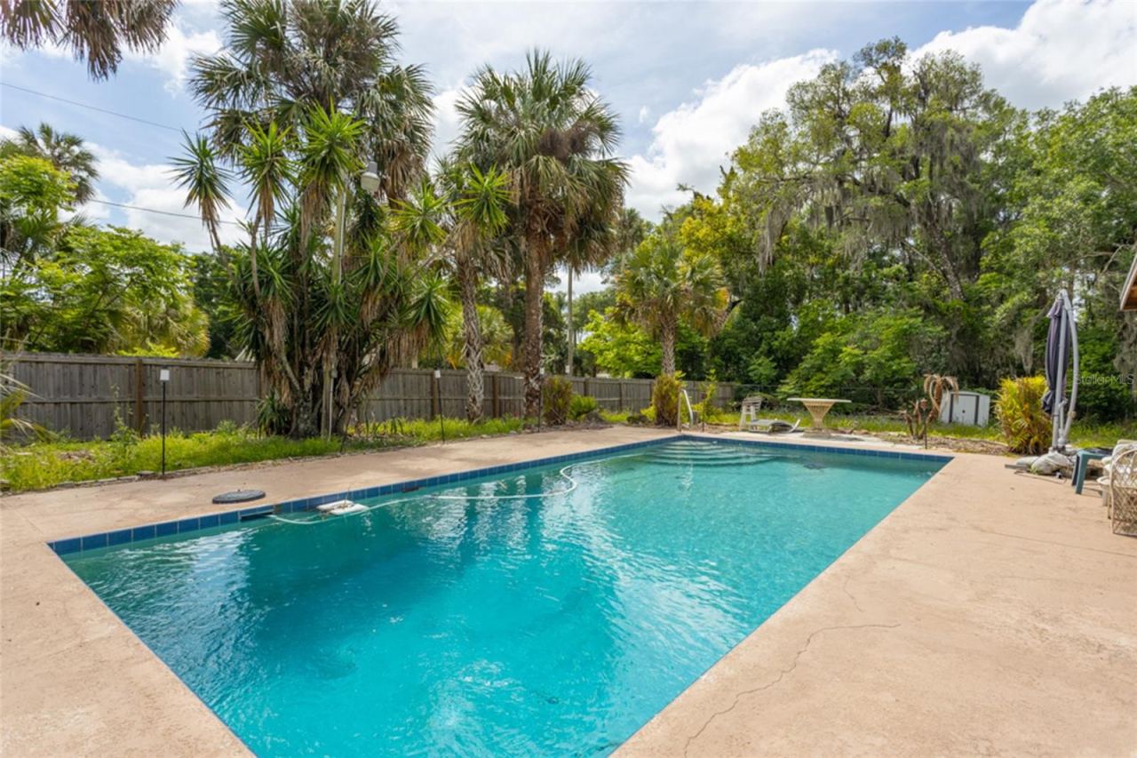 Photo 3 of 474 E University Ave, Orange City, FL 32763