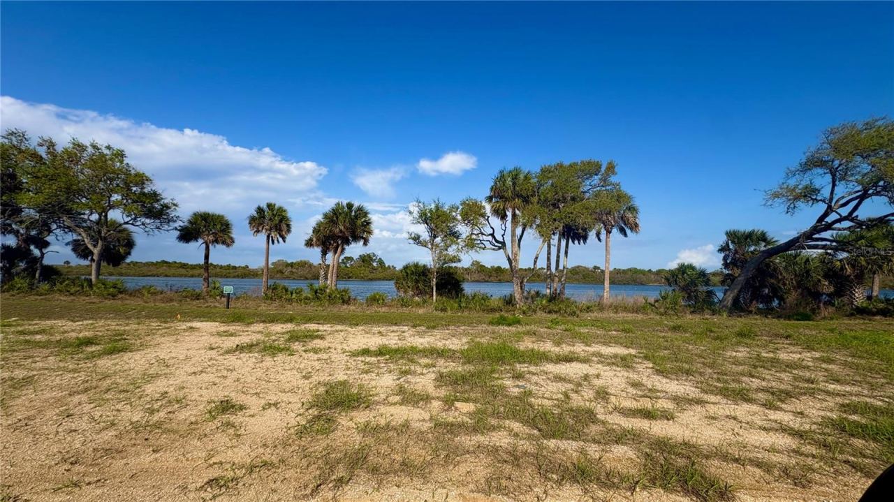 Photo 4 of 140 Coronado Rd, Flagler Beach, FL 32136