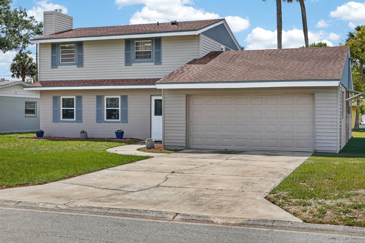 Photo 2 of 1238 Suwanee Rd, Daytona Beach, FL 32114