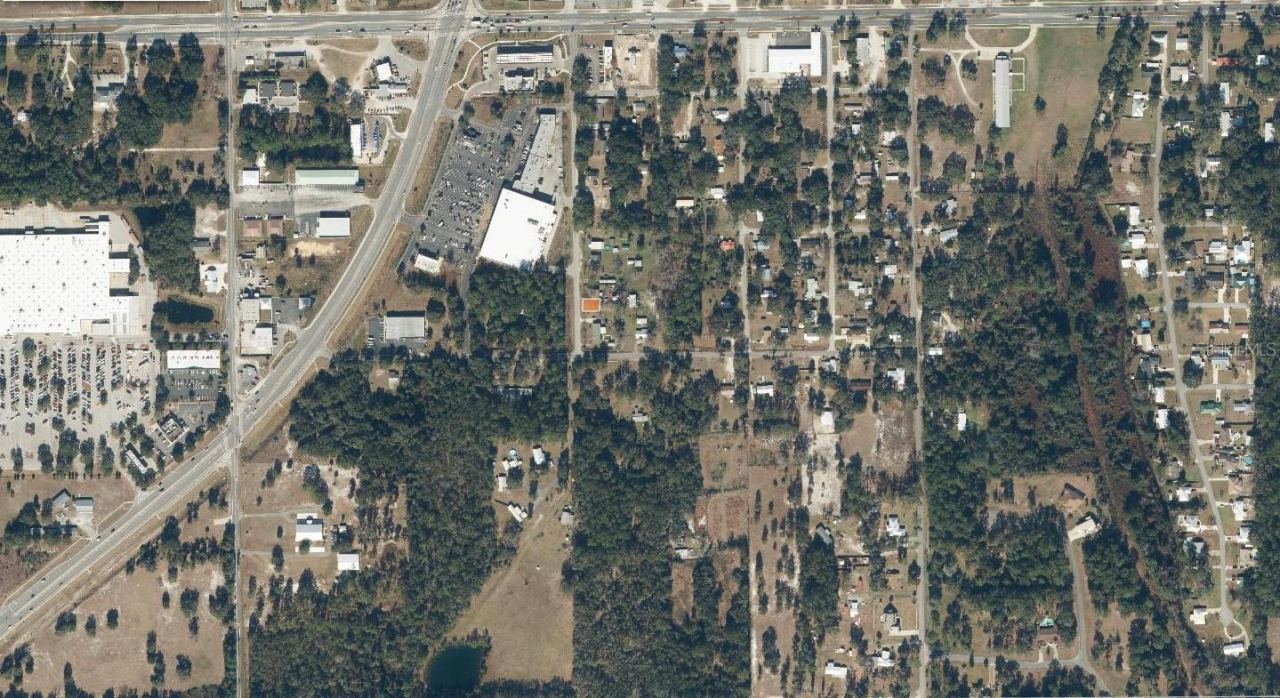 Photo 3 of 310 Florida Dr, Palatka, FL 32177