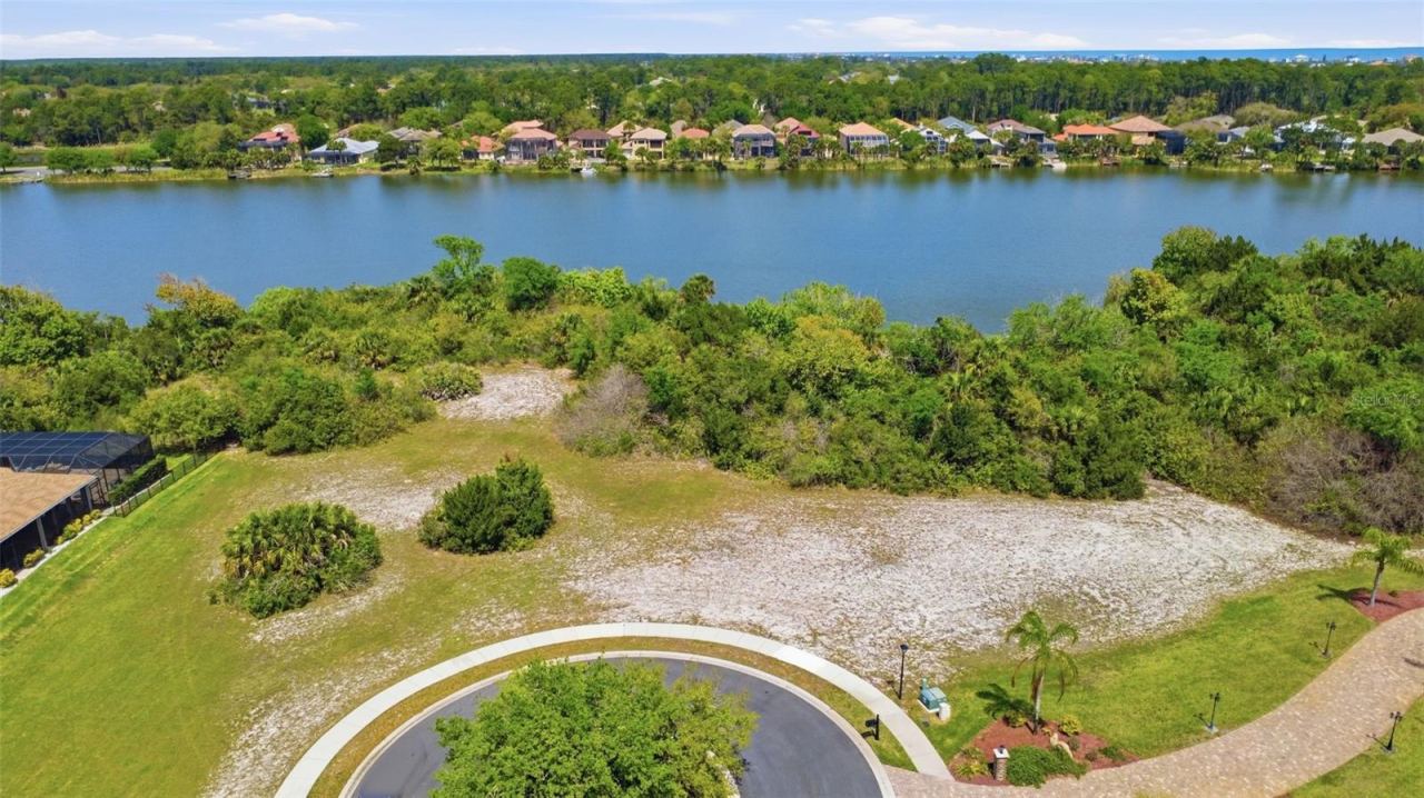 151 N Lakewalk Dr, Palm Coast
