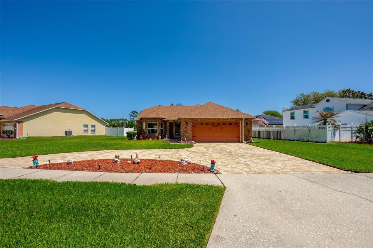 Photo 2 of 1312 N Wembley Cir, Port Orange, FL 32128
