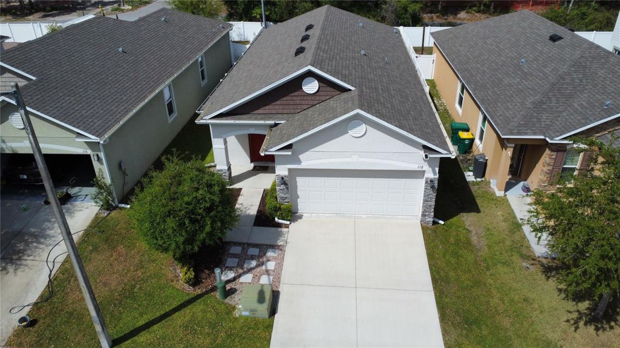 Photo 2 of 118 Hurst Ct, Deland, FL 32724
