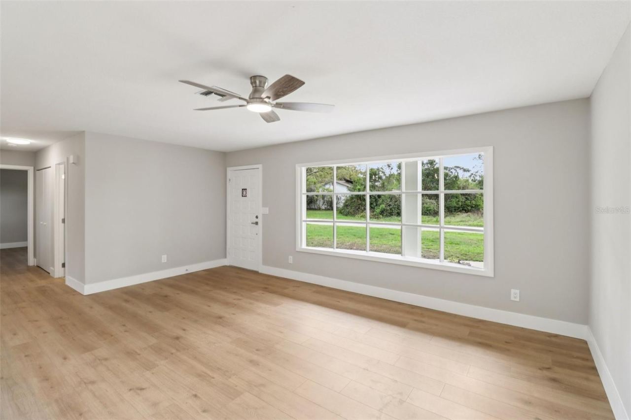 Photo 3 of 1412 Digarmo Ter, Deltona, FL 32725