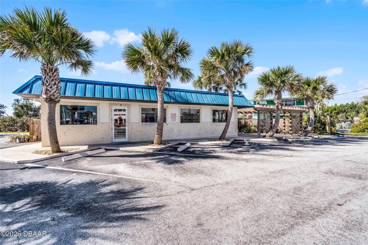 Photo 2 of 819 Sr A1a Hwy, New Smyrna Beach, FL 32169