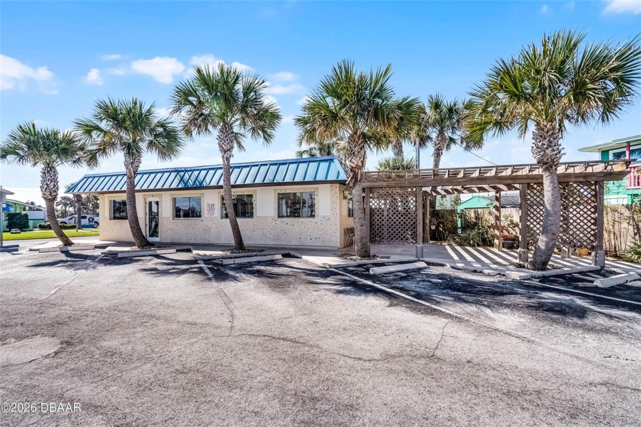 Photo 3 of 819 Sr A1a Hwy, New Smyrna Beach, FL 32169