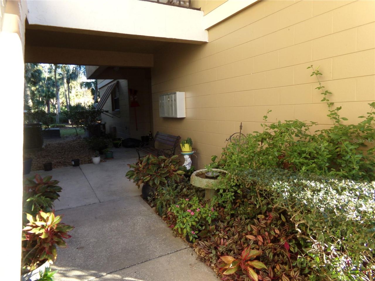 Photo 2 of 110 Cypress Woods Ct #5c, Deltona, FL 32725