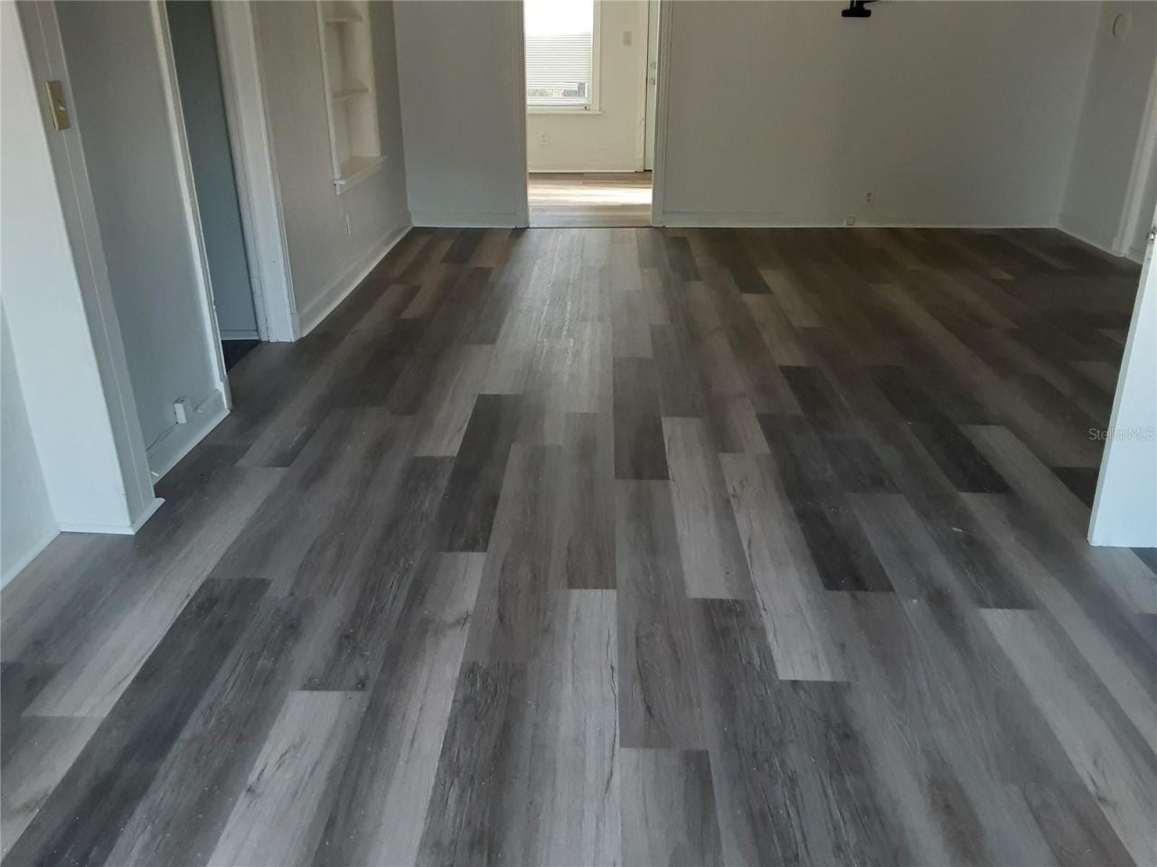 Photo 2 of 312 Frances Ter, Daytona Beach, FL 32118