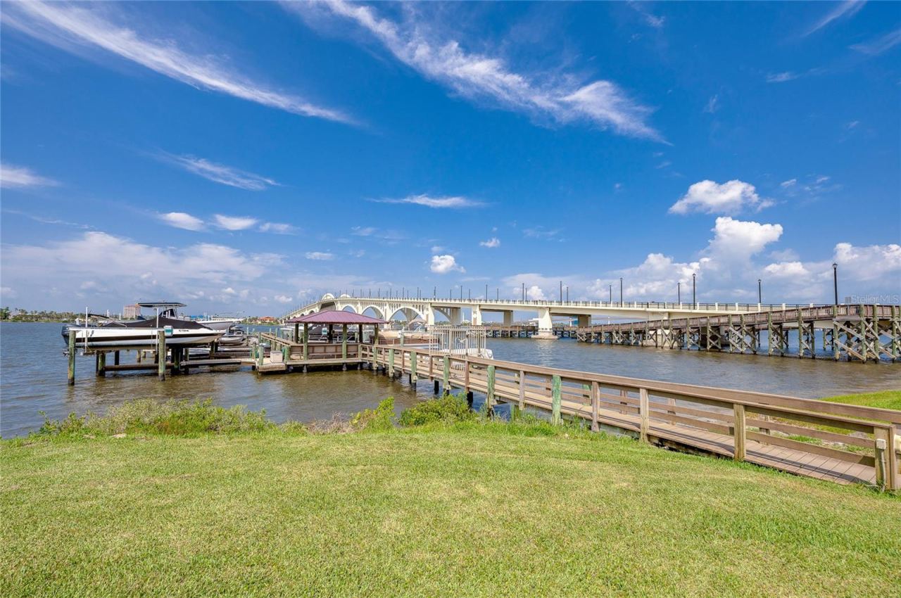 Photo 3 of 100 Silver Beach Ave #308, Daytona Beach, FL 32118