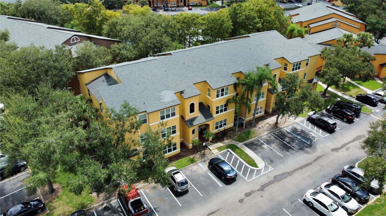 4548 Commander Dr #1412, Orlando, FL 32822