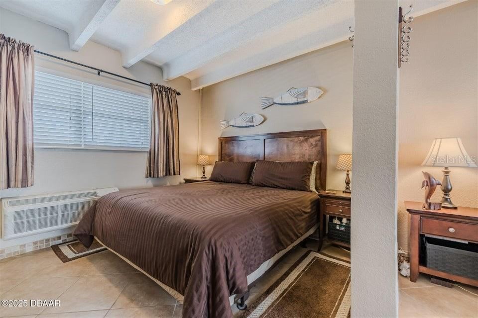 Photo 3 of 935 S Atlantic Ave #128, Daytona Beach, FL 32118
