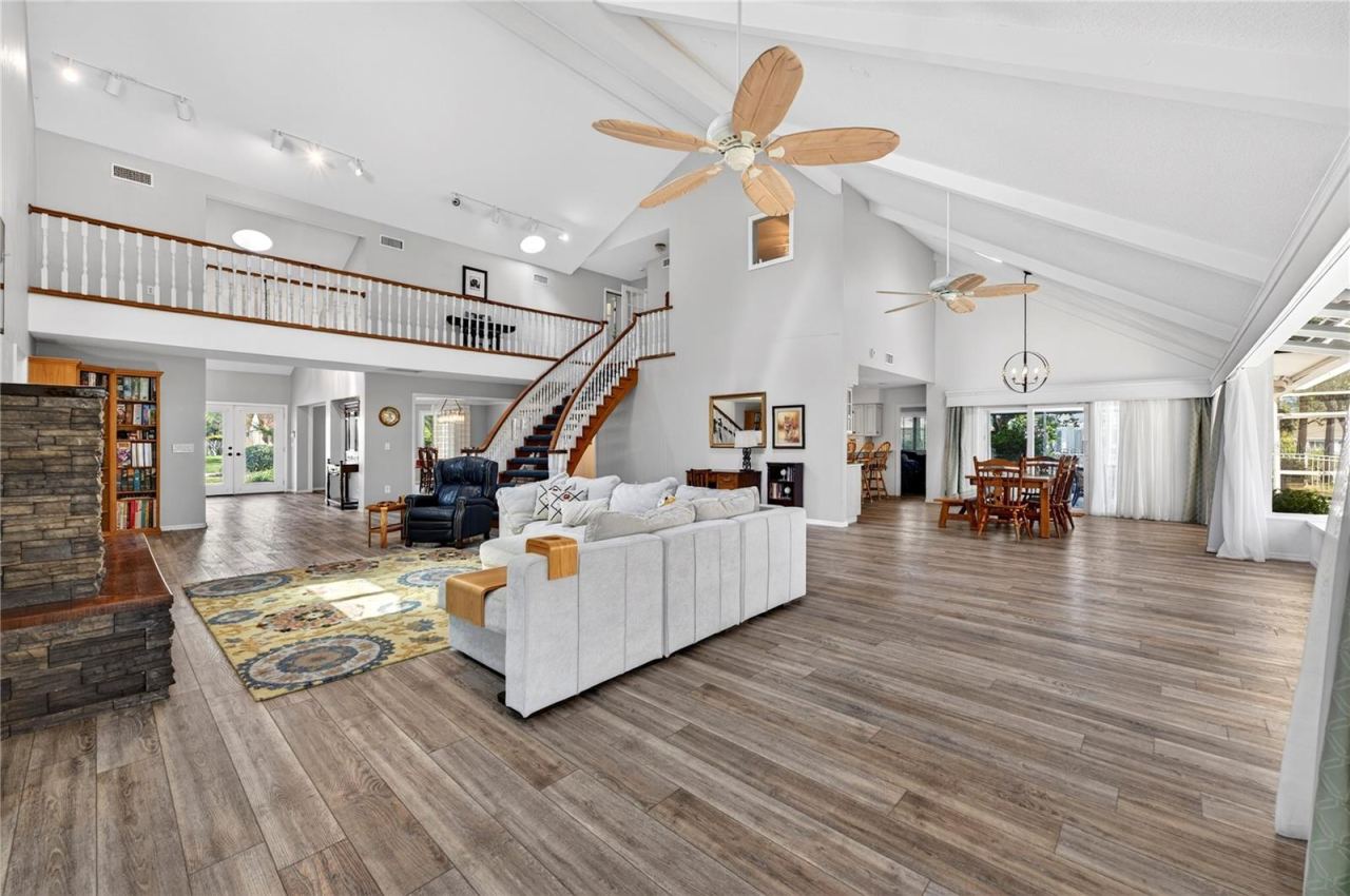 Photo 4 of 770 Pelican Bay Dr, Daytona Beach, FL 32119
