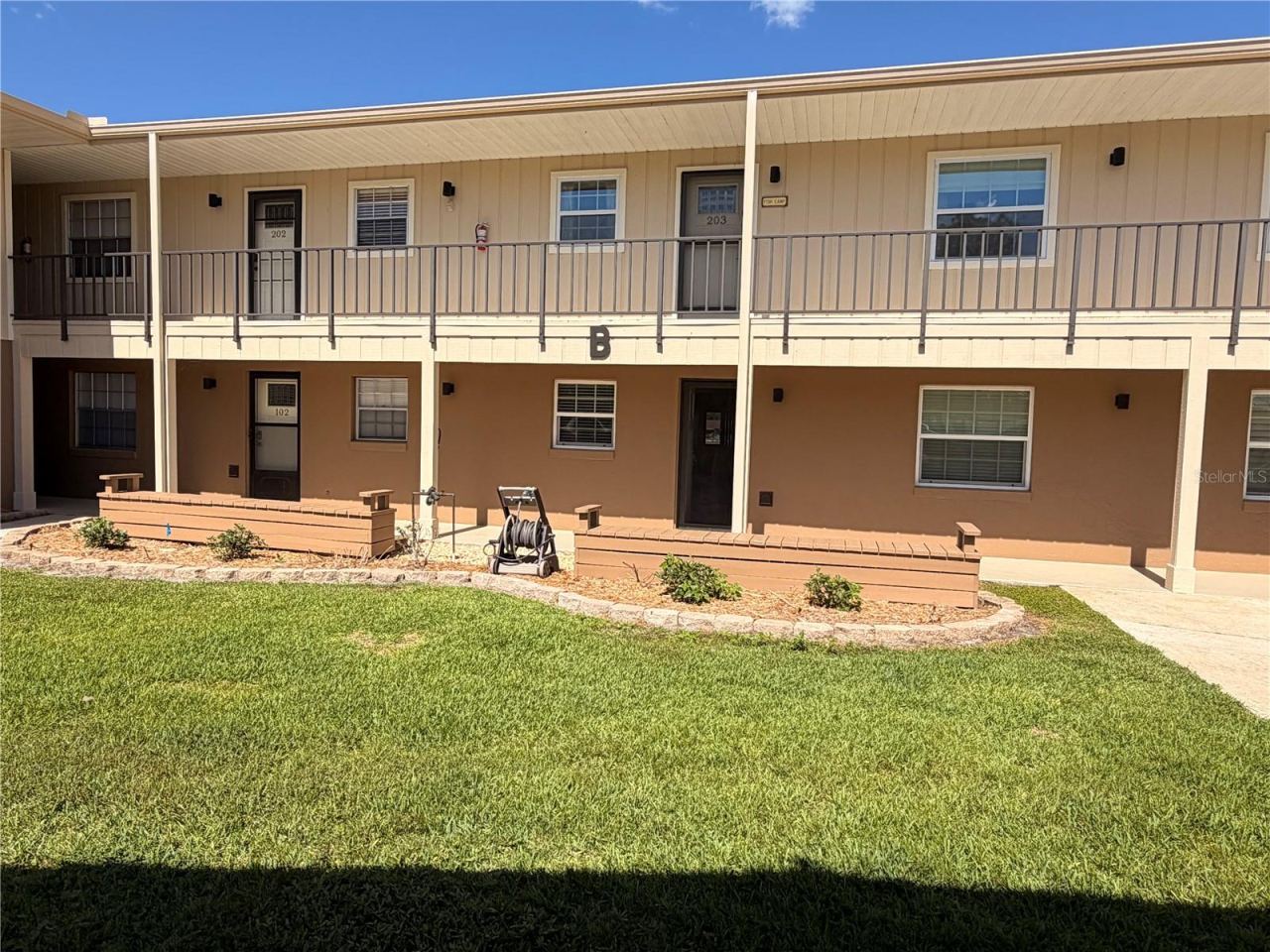 1640 Juno Tr #205b, Astor, FL 32102