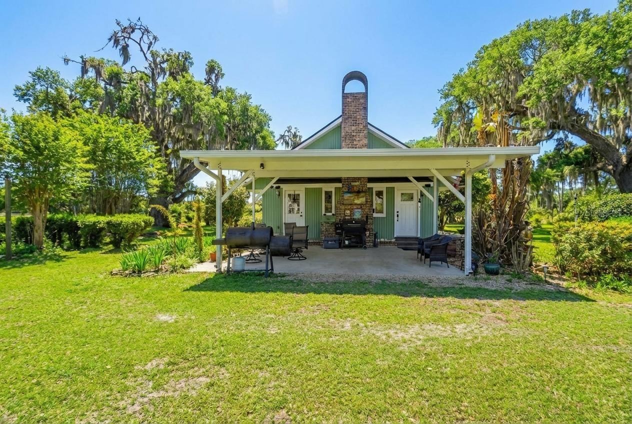 Photo 3 of 1403 Blackwelder Rd, De Leon Springs, FL 32130