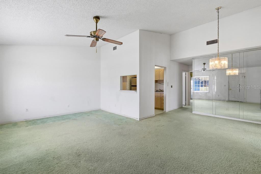 Photo 2 of 33 Sandra Cir, New Smyrna Beach, FL 32168