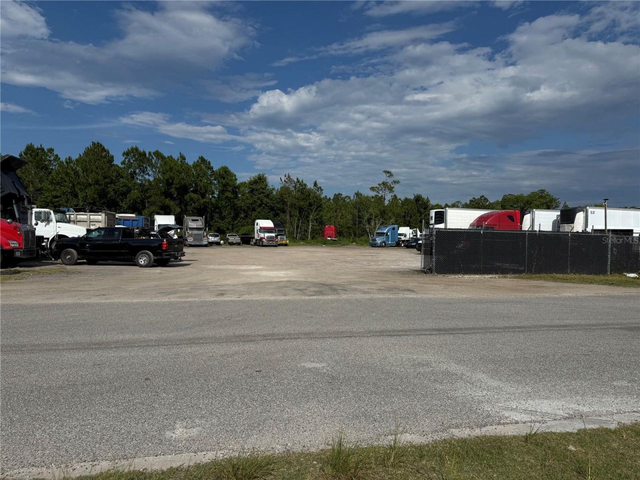 Photo 2 of 3330 Steel Rail Dr Dr #1, Bunnell, FL 32110