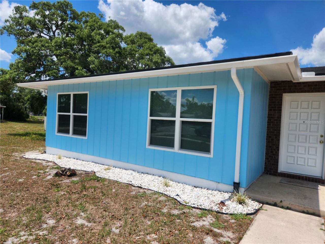 Photo 3 of 1952 English Dr, Deltona, FL 32738
